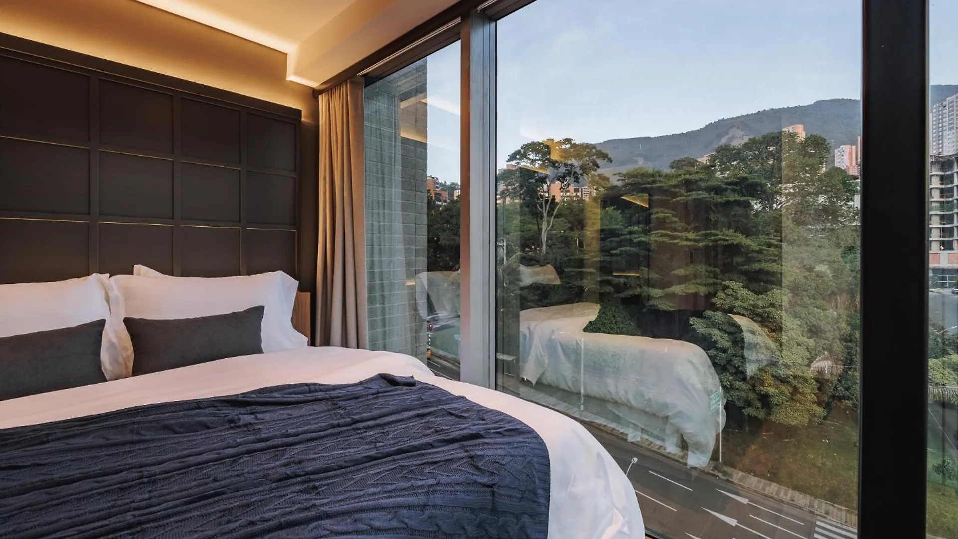 H10 - Provenza Apartment Medellin 0*,  Colombia