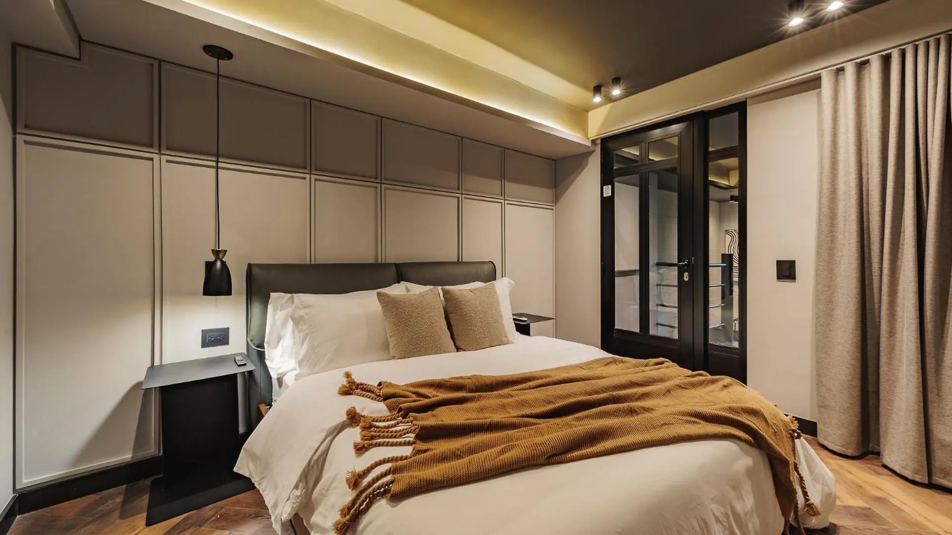 H10 - Provenza Apartment Medellin