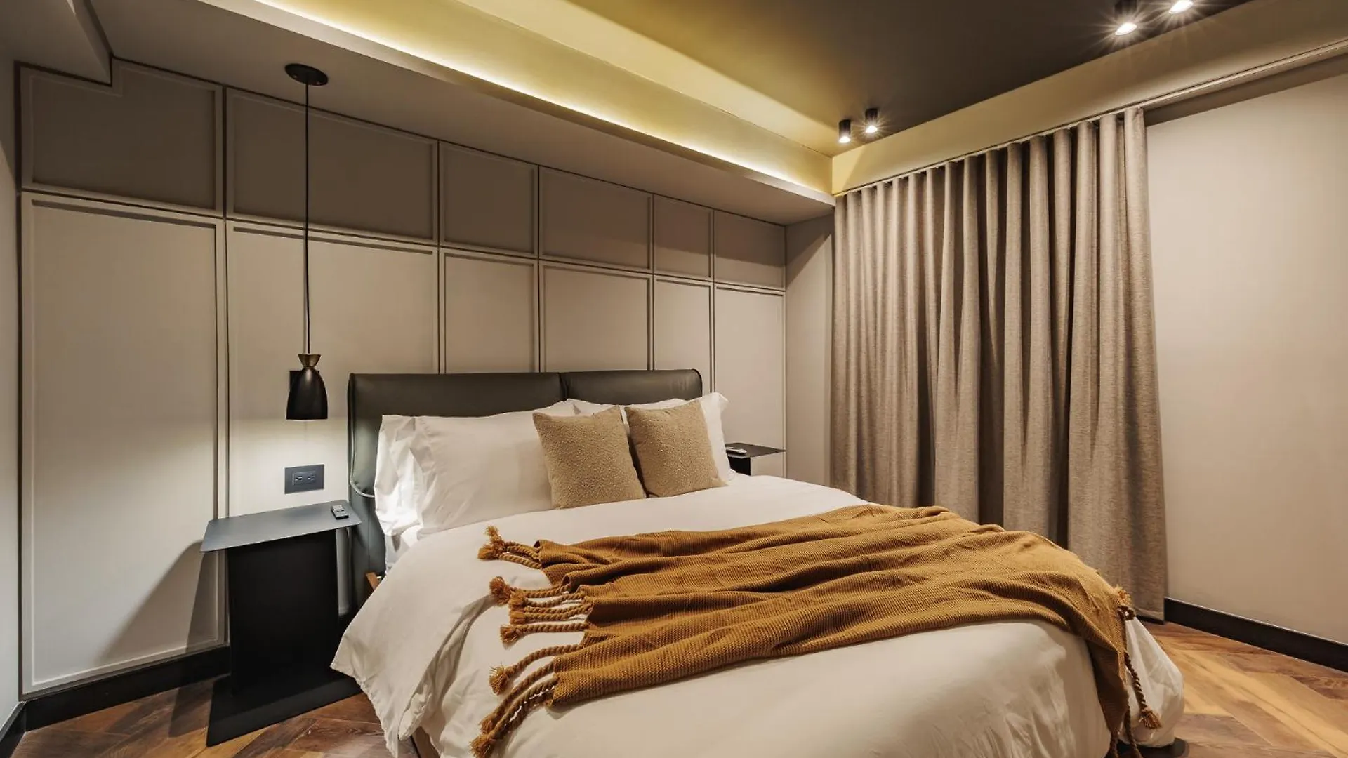 H10 - Provenza Apartment Medellin Colombia