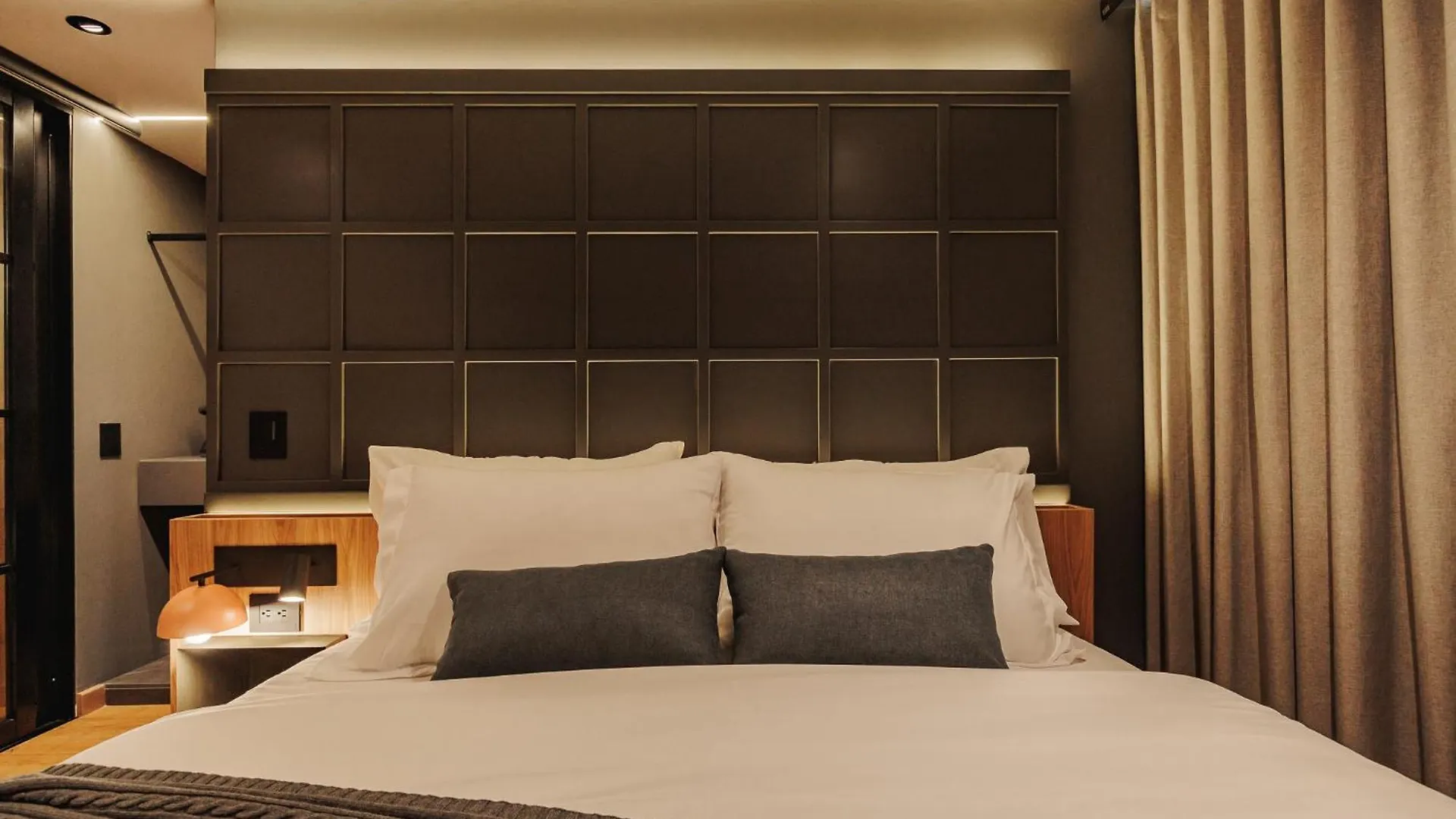 H10 - Provenza Apartment Medellin Colombia