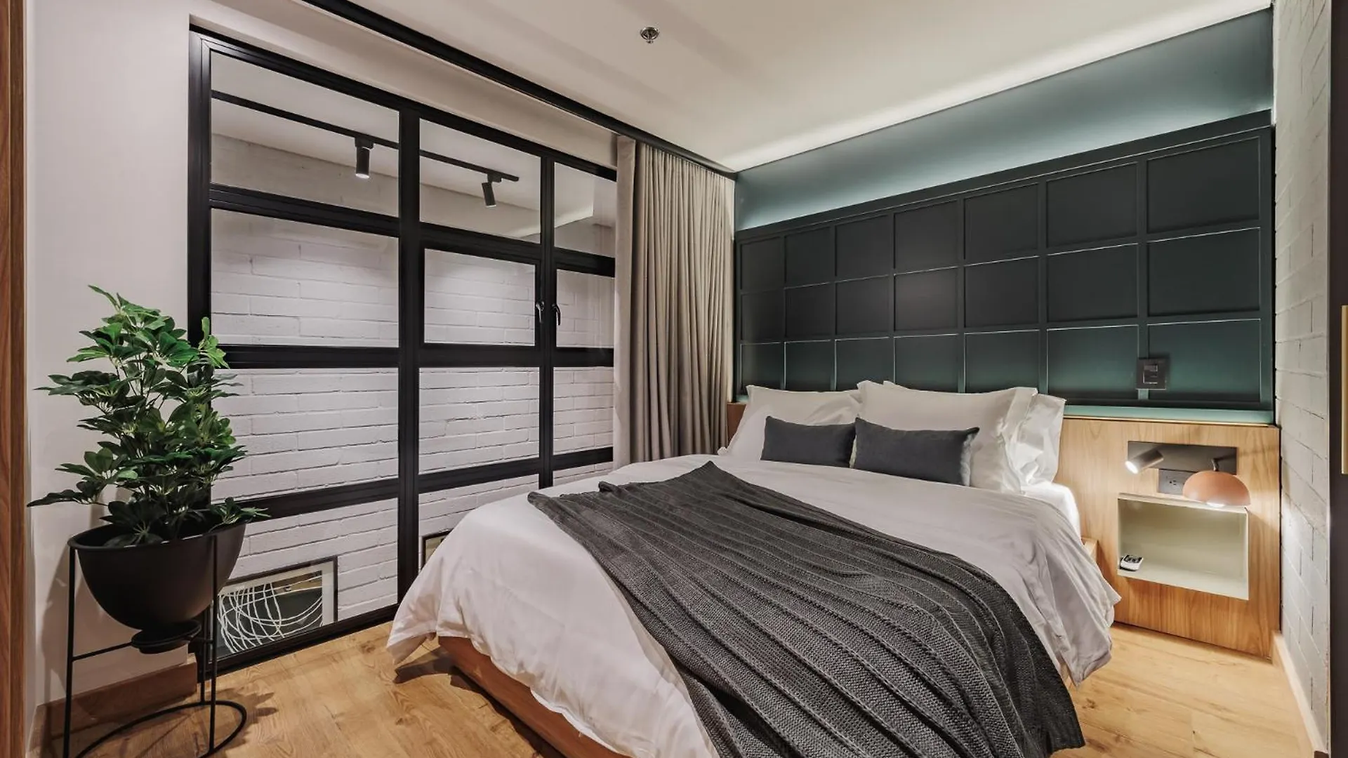 H10 - Provenza Apartment Medellin