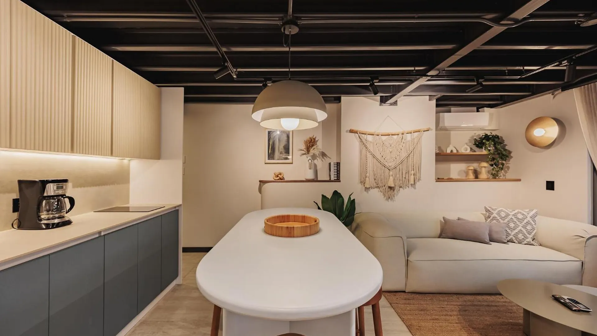 H10 - Provenza Apartment Medellin