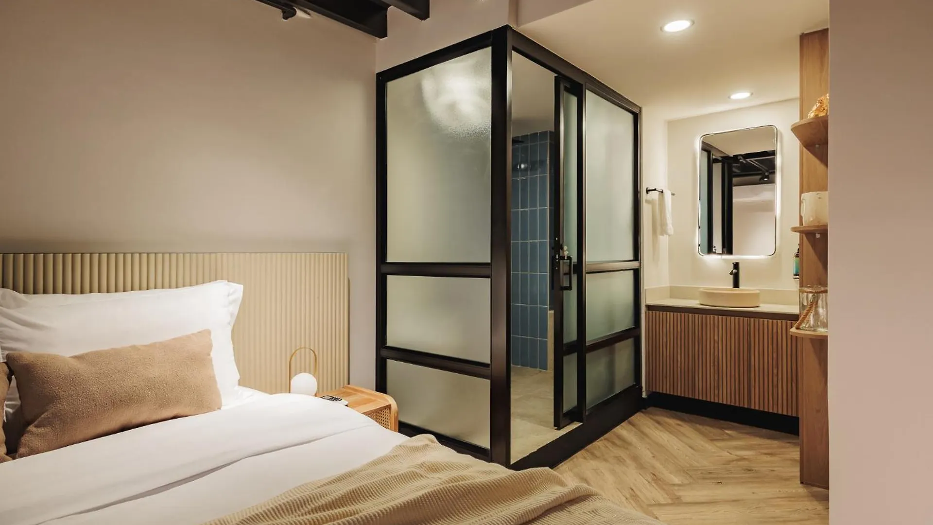 H10 - Provenza Apartment Medellin Colombia