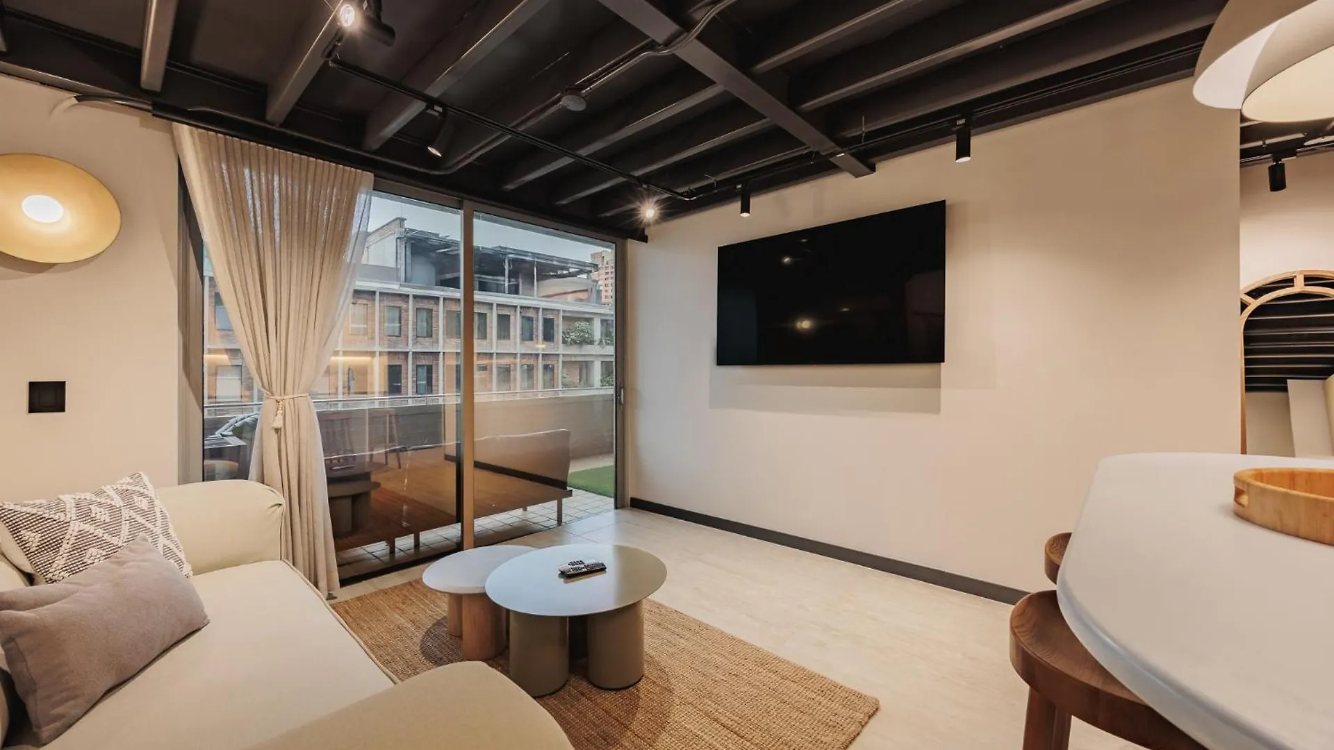 H10 - Provenza Apartment Medellin
